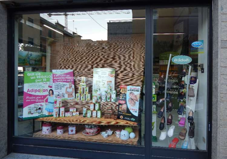 Calzature, Integratori Alimentari, Articoli Sanitari.